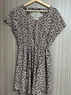 【MAJESTIC LEGON】花柄　ワンピース　半袖のサムネイル