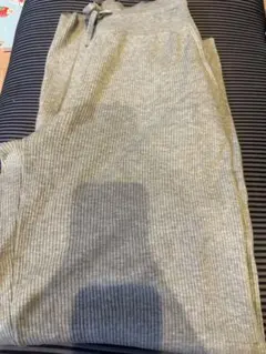 ユニクロ　ウォッシャブルニットリブパンツ