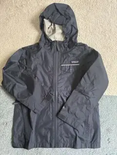 patagonia 子供用レインジャケット S 7-8(130〜140)
