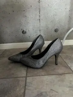 Vivian シルバー グリッター パンプス