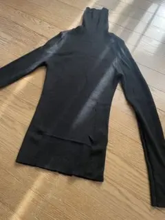 COMME CA ISM ブラックタートルネックセーター