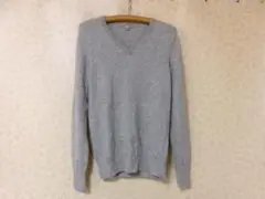 104771 ユニクロ　カシミヤ100％　Vネックセーター　サイズL