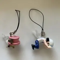 ワンピースのカプセルトイ　ストラップ2個