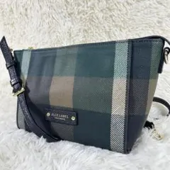 美品　ブルーレーベルクレストブリッジ　赤チェック　CBチェックショルダーバッグのサムネイル