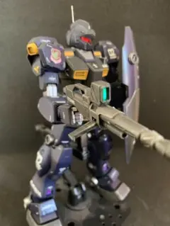 ガンプラ完成品　MG1/100 『ジムクゥエル』