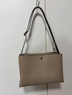 PRAGMAショルダーバッグのサムネイル