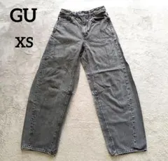 【ジーユー】バレルレッグジーンズ (XS) グレー 丈短め カジュアル 人気