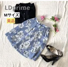 【超美品】LDプライム　ミニスカート フレア　花柄　ブルー　Ｍサイズのサムネイル
