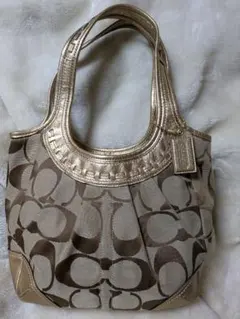 COACH ロゴトートバッグ ベージュ/ゴールド
