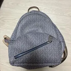 GUESS 総柄 リュック バックパックのサムネイル