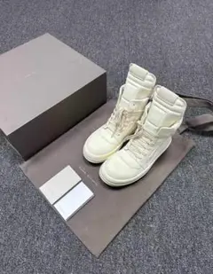 Item thumbnail for item 9acc211c-fc1e-4cc1-b860-324ccf0de93e