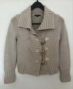 ニットカーディガン