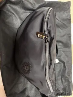 新品未使用タグ付き　オロビアンコ　ブラック ボディバッグ