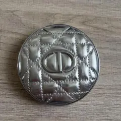 ディオールフォーエバーグロウルミナイザー06