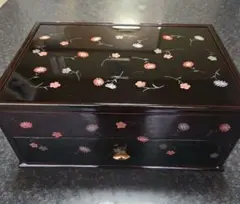 漆塗り花柄収納ジュエリーボックス