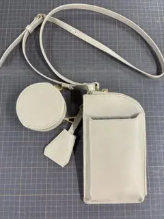 極美品】23区 マルチモバイルショルダーバッグ スマホポーチ グレージュ