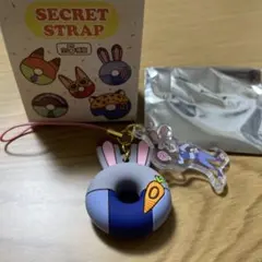 け*ぷ様 ディズニーストア　ズートピア　シークレットストラップ　ジュディ