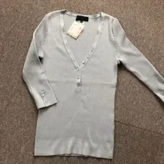 アンタイトル　カットソー　サイズ4