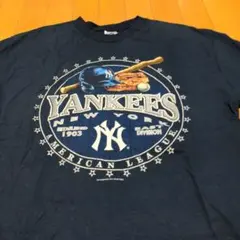 NEW YORK Yankees グラフィックTシャツ ネイビー