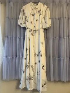 SNIDEL スリットスリーブ花柄 フレアワンピース