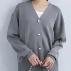 グリーンレーベルリラクシング　結論シリーズ　カーディガン　キャミソールセットのサムネイル