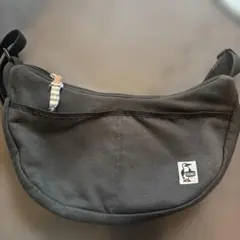 Chums ブラック ショルダーバッグ