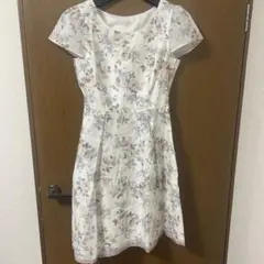 LEST ROSE 花柄ワンピース