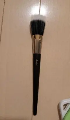 YSL ポリッシングブラシ2のサムネイル