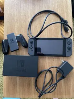 Nintendo Switch（初代モデル）本体