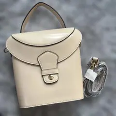 L LEATHER クリーム色 ハンドバッグ