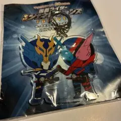 仮面ライダービルド＆クローズ　おっきめアクリルキーホルダー