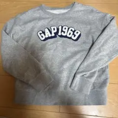 数回使用GAPkidsグレーGAP1969ロゴ長袖トレーナー キッズサイズ140