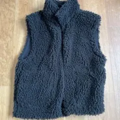 GU ブラック フリース ノースリーブベスト