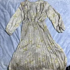 ロングワンピースのサムネイル