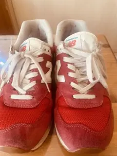 New Balance 574クラシック⭐️レッド スニーカー