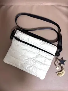 CONTROL FREAK ラインキルティングサコッシュ/ショルダー/チャーム付