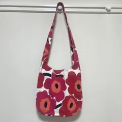マリメッコ  ウニッコ　ショルダーバッグ　marimekko 花柄