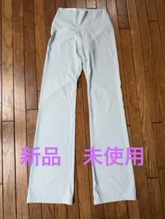 アメリカ購入 新品ユニクロ AIRISM ソフトリブフレアレギンス S