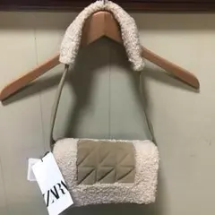 44092 タ　ZARA ボアバッグ　ベージュ　肩がけバッグ