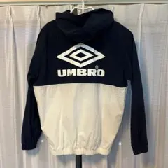 UMBRO フード付きナイロンジャケット