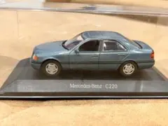 MINICHAMPS 1/43 メルセデスベンツ C220 W202 ケース付のサムネイル