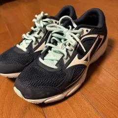 MIZUNOシューズ24.0cm