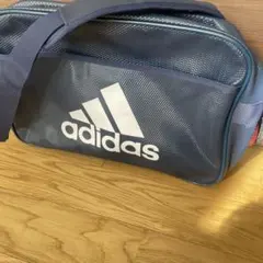 adidas メッシュデザイン バッグ