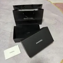CHANEL ブラック ギフト箱とポーチ　紙袋付き　ウォレットバッグ用箱3点