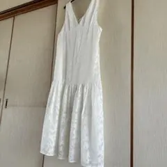 ホワイトキャミソールロングワンピース