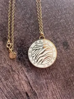 Item thumbnail for item 041cb6f7-1117-4312-a080-ba3810a18ce4