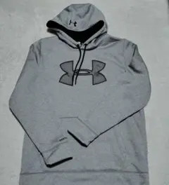 UNDER ARMOUR　 濃グレー フード付き裏起毛パーカー