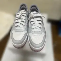PUMA スニーカー グレー ピンクのサムネイル