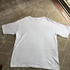 お値下げ　UNITED ATHLE ホワイト Tシャツ Mサイズのサムネイル