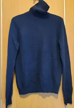 ネイビータートルネックセーター　ユニクロ　カシミヤ　M